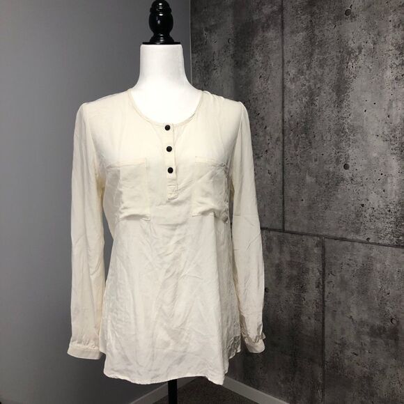 𝅺🚨 Rachel Mara Silk Long Sleeve Button Top - Picture 1 of 8